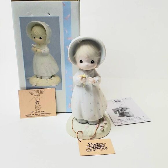 Precious Moments “He Loves Me” Girl with Flower – 1993 Limited Year Figurine #52 - Picture 2 of 7